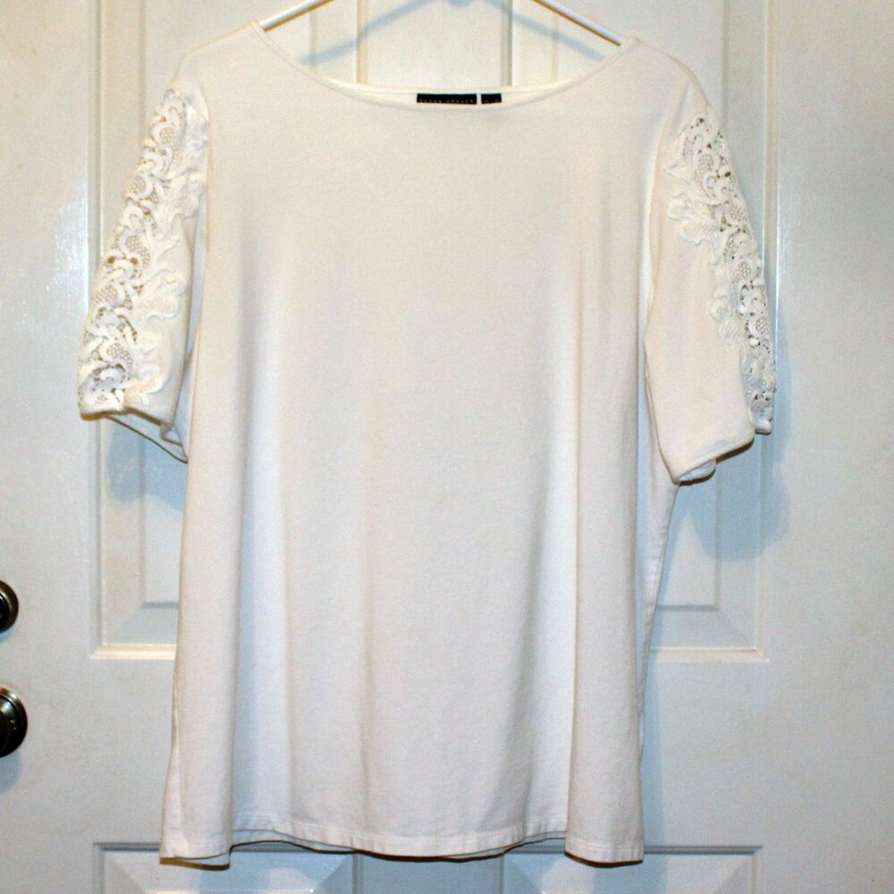 Susan Graver Size 1X white cotton top